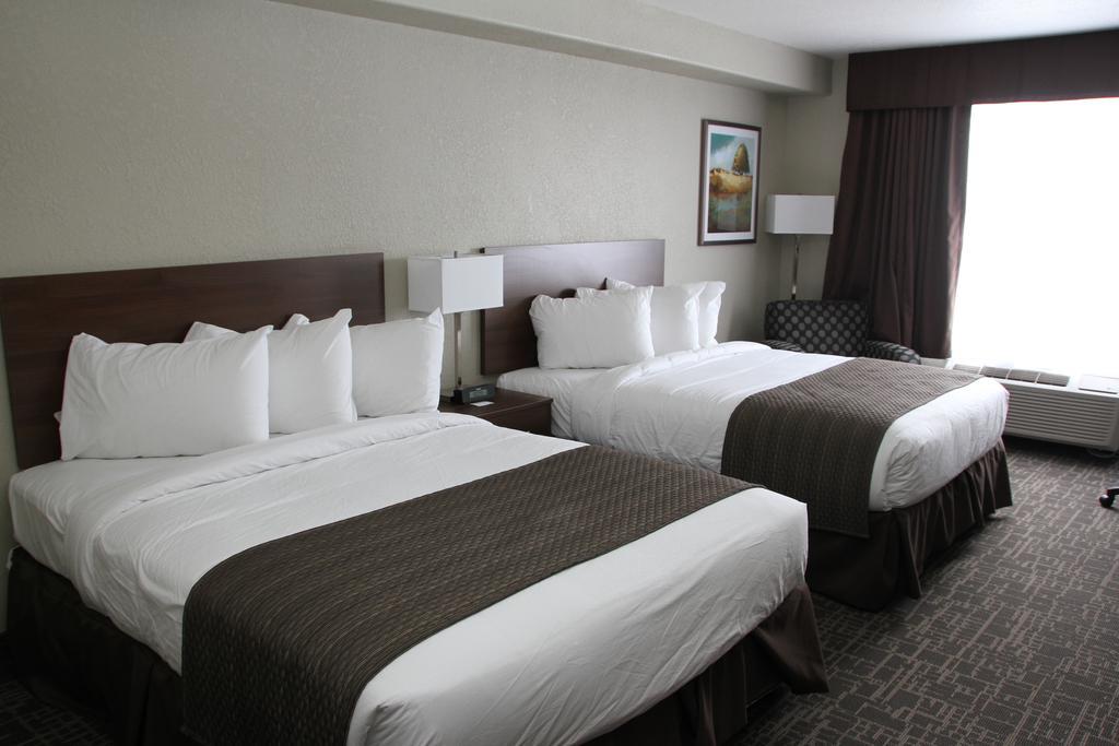 Days Inn & Suites By Wyndham Yorkton Esterno foto