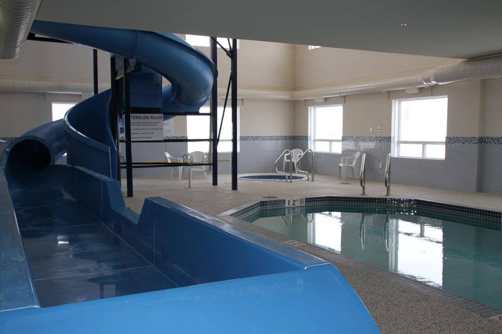 Days Inn & Suites By Wyndham Yorkton Esterno foto