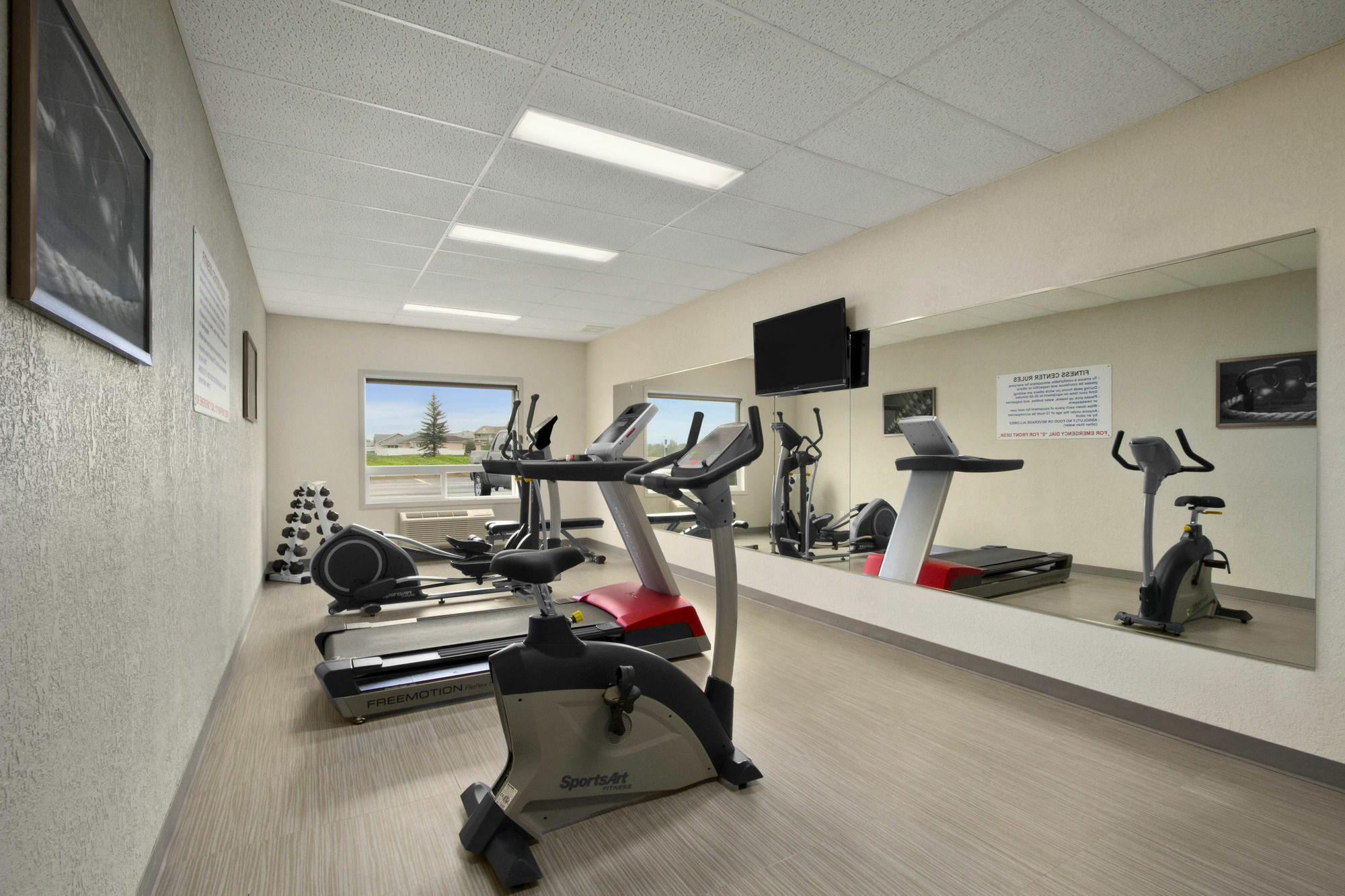 Days Inn & Suites By Wyndham Yorkton Esterno foto